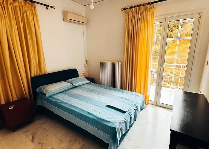 Olympia House Вилла