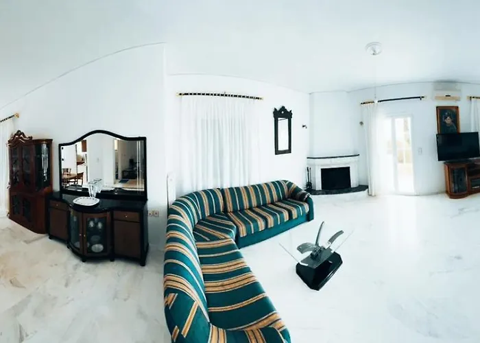 Olympia House Вилла