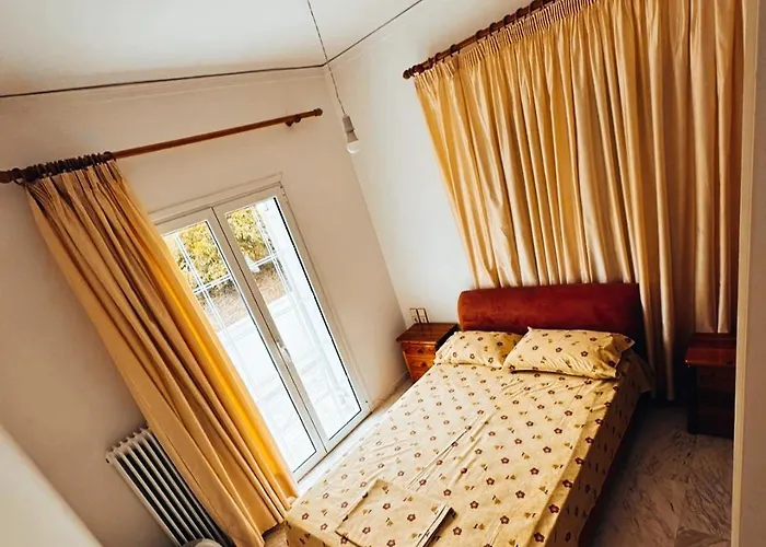 Olympia House Олимпия